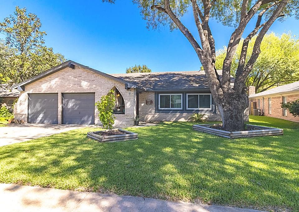 1st image of 9738 Ravensworth Dr