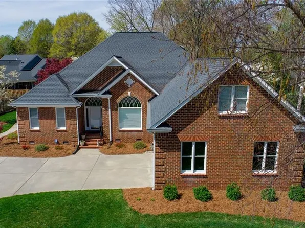 805 Lee St, Gibsonville, NC 27249