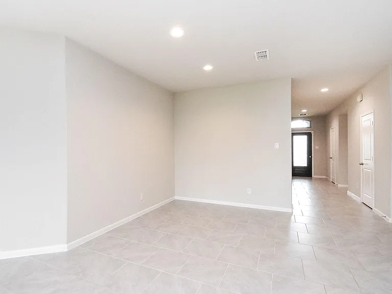 1334 Bellingham Park Dr — Photo 15