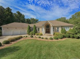 107 Windy Run Ln, Mooresville, NC 28117