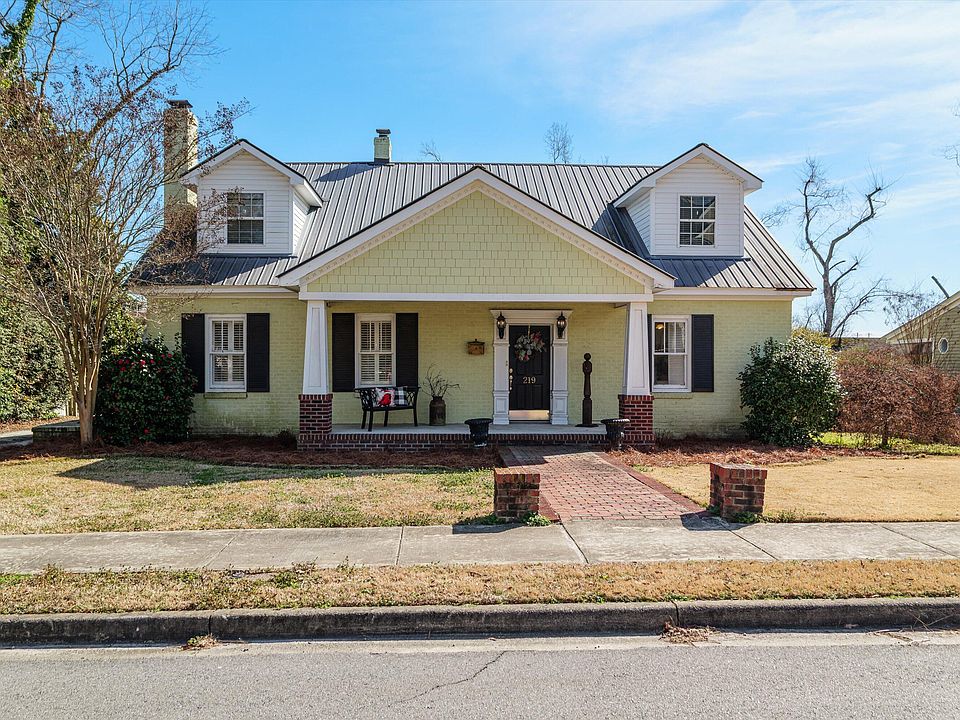 1st image of 219 White Oak Street