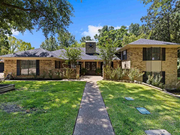 13 Elmwood St, Longview, TX 75604