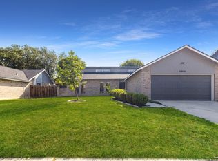 4906 Castle Hill Dr, Schertz, TX 78108