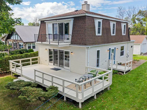 30 Cooper Dr, Plattsburgh, NY 12901