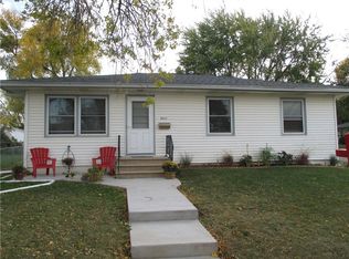5419 D Ave NW, Cedar Rapids, IA 52405