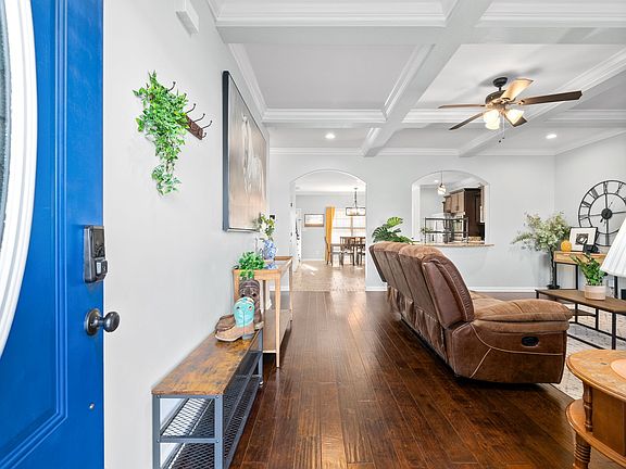3rd image of 2846 McManus Cir