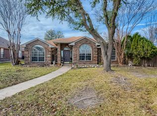 7025 Cottonwood Cir, Sachse, TX 75048