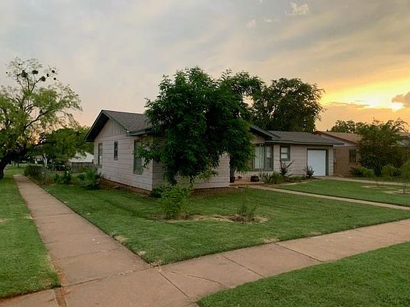 2nd image of 801 N McKinley Ave