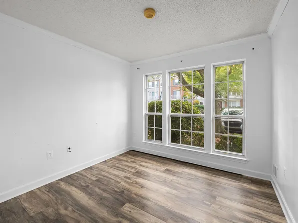 47 Dogwood Street image 13 of 22