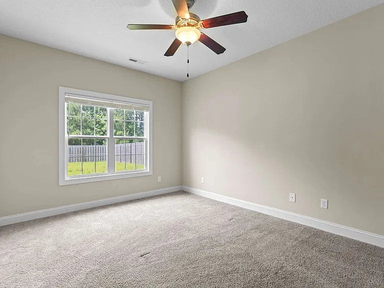 215 Old Field School Ln — Photo 18