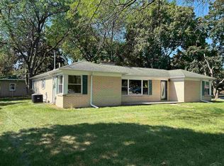 1807 Hemmeter Rd, Saginaw, MI 48638