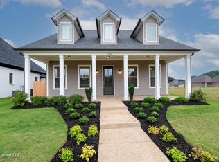 3495 Kreunen St, Nesbit, MS 38651