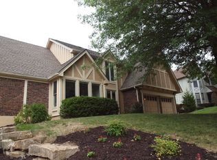 5817 N Spruce Ave, Kansas City, MO 64119