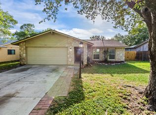 923 Saddlebrook Dr, San Antonio, TX 78245