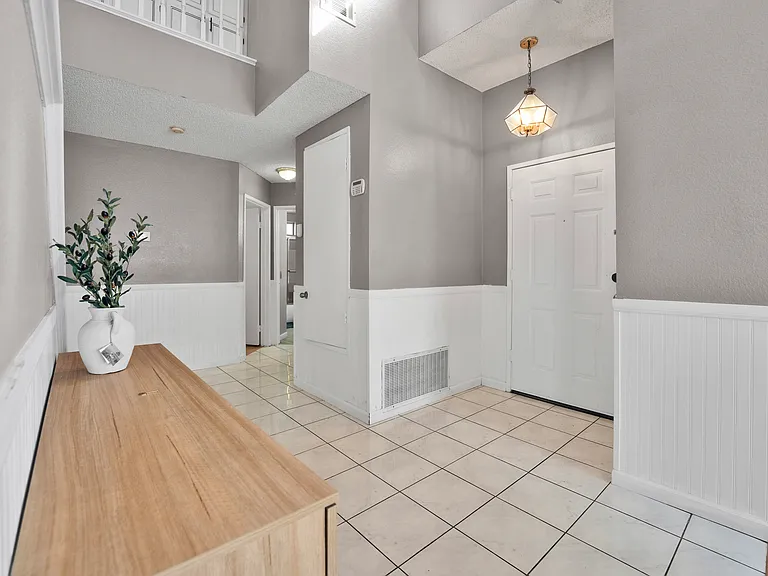 12675 Elmhurst Dr — Photo 29