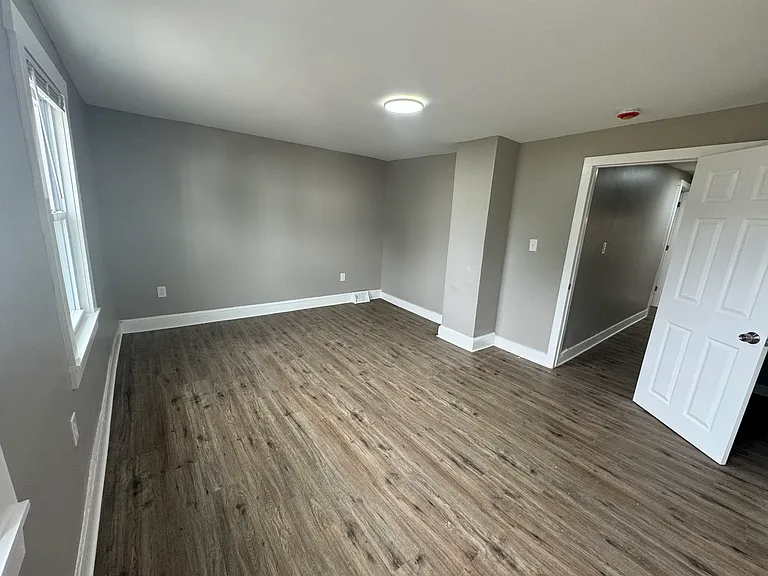 149 E Federal St — Photo 11