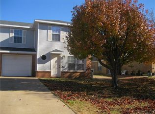 2407 S 16th St, Rogers, AR 72758