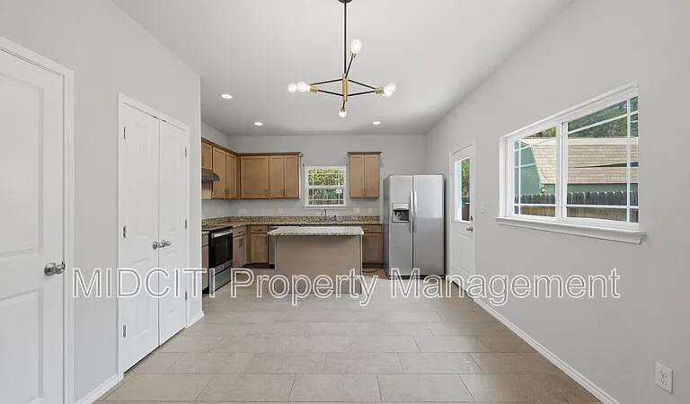 1035 Cedar Grove Trl — Photo 9