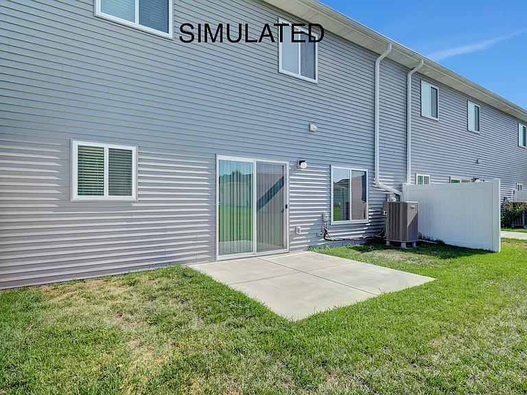 2521 W B St — Photo 46
