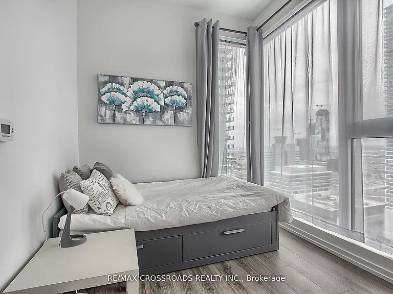 1000 Portage Pkwy #2511 — Photo 25