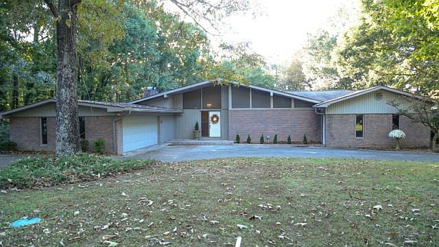 1st image of 949 Fort Mountain Dr