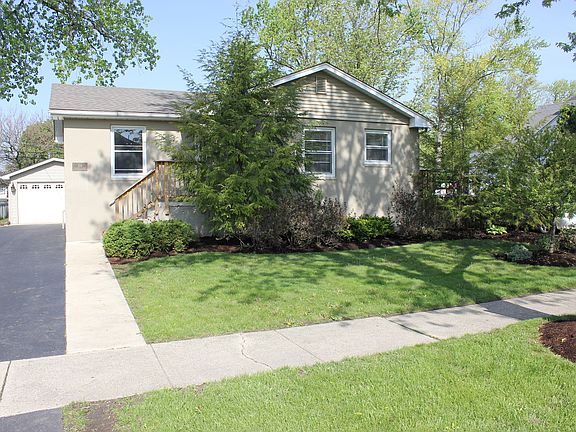 2nd image of 108 N Warwick Ave