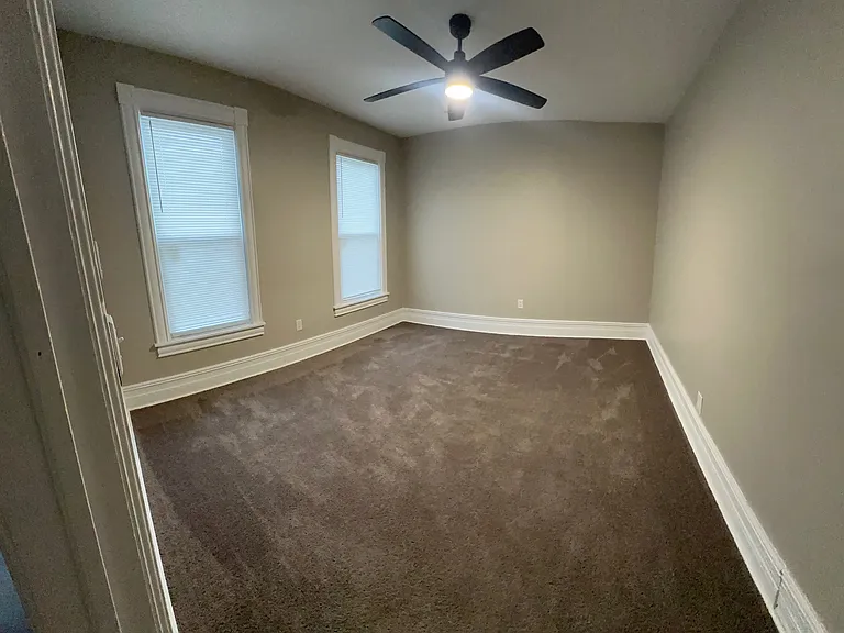 217 E Thomas St #2 — Photo 6