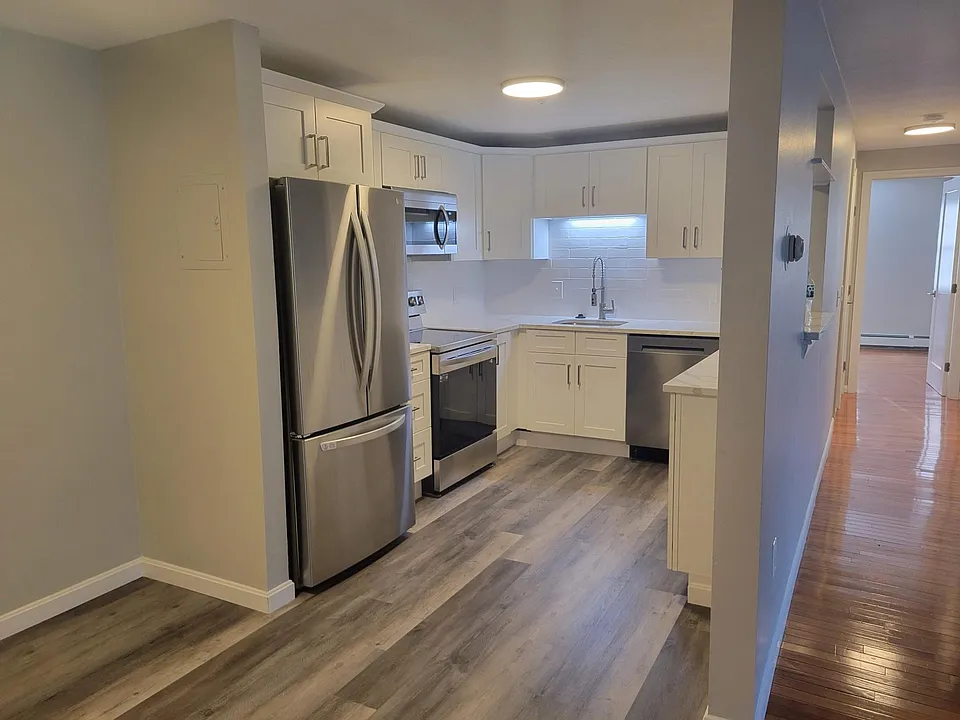 26 Williamsburg Ct #12