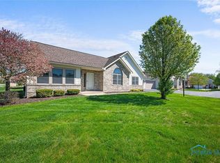 8 Zachary Cir, Waterville, OH 43566