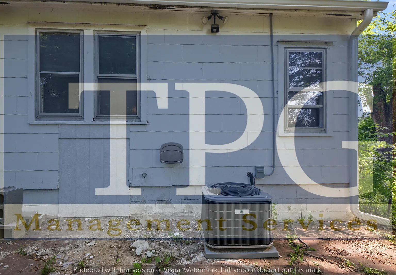 2121 N River Blvd - 1 — Photo 4