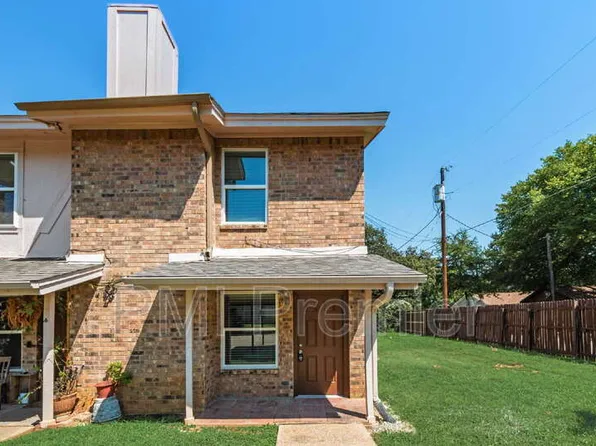 105 Wildwood Ct APT C, Grapevine, TX 76051