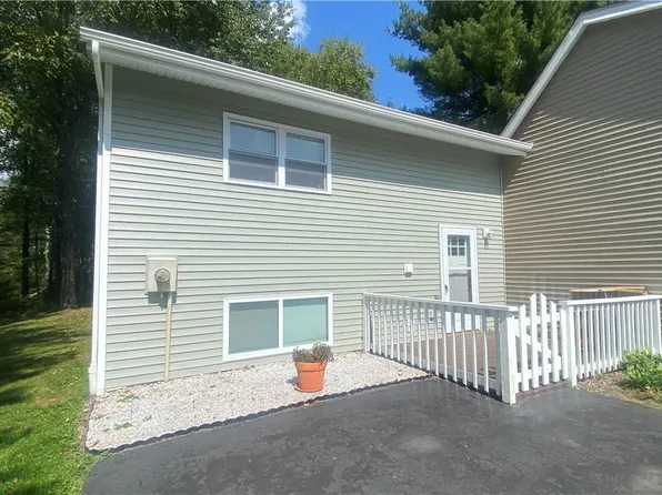 22 James Place, Kiamesha Lake, NY 12751