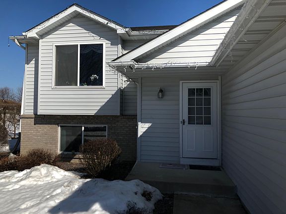 2nd image of 138 Hilltop Ln