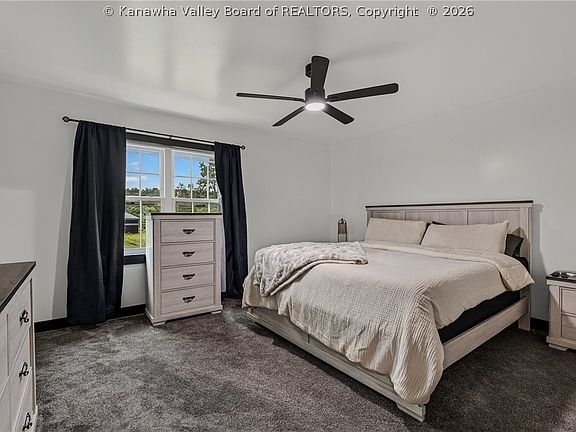 5th image of 756 Bittersweet Ln