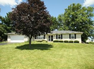 14821 Hiawatha Ln, Somonauk, IL 60552