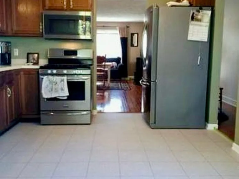 10 Trillium Ln — Photo 8