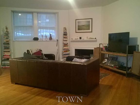 3rd image of 14 W 10th St APT Ge
