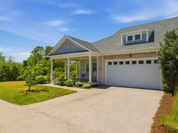 194 Rebels Way, Portsmouth, RI 02871