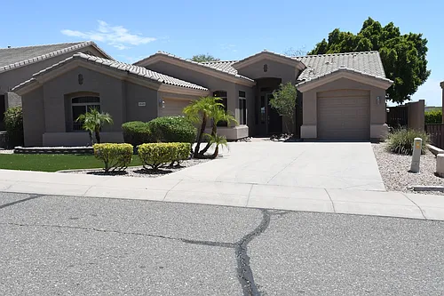 25415 N 39th Ave Photo 1