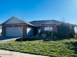 1396 Jessica Ln, Fulton, MO 65251