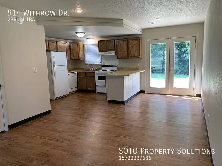 914 Withrow Dr — Photo 6