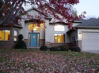 826 Tahoe Dr, Onalaska, WI 54650