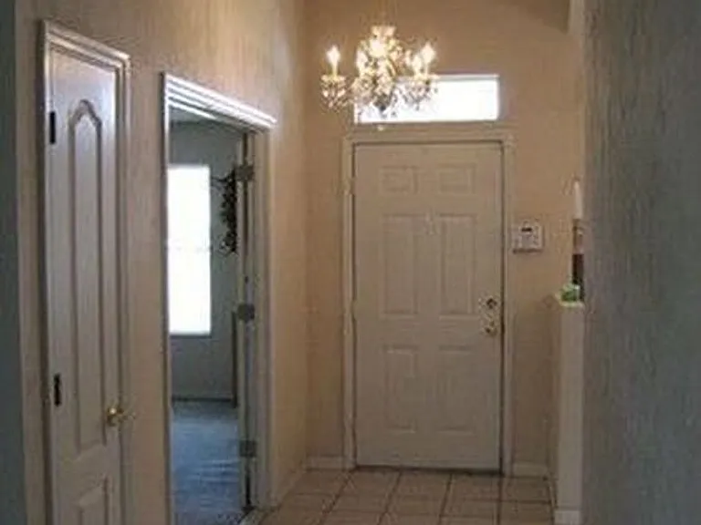 2253 SW 41st Ln — Photo 11