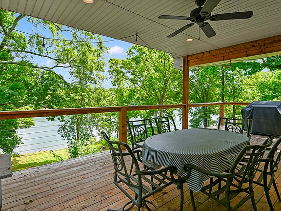 2nd image of 324 Tina Street