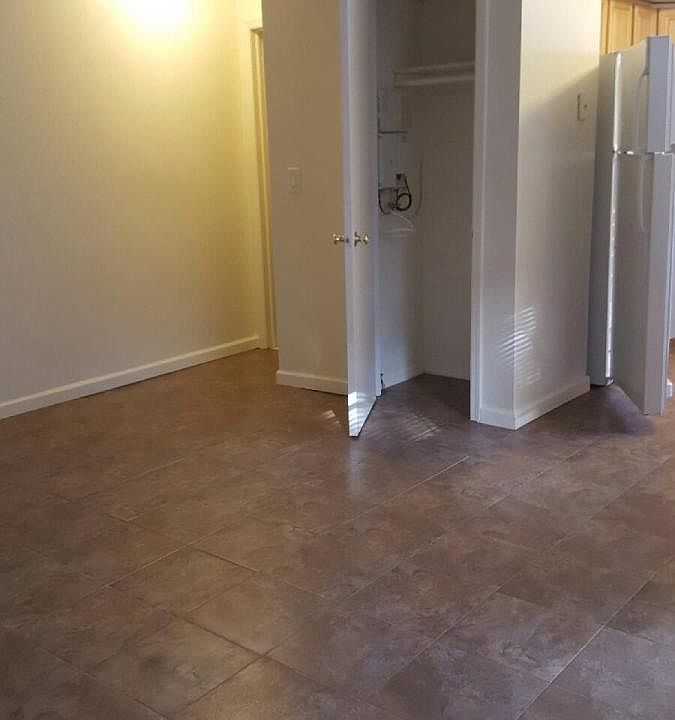 1st image of 63 Ionia Ave Floor 1