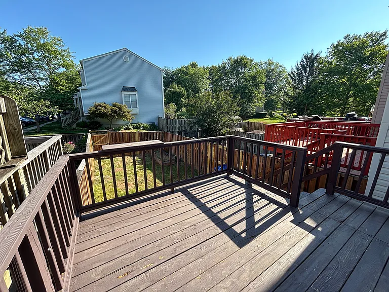 303 Bridle Crest Sq NE — Photo 8