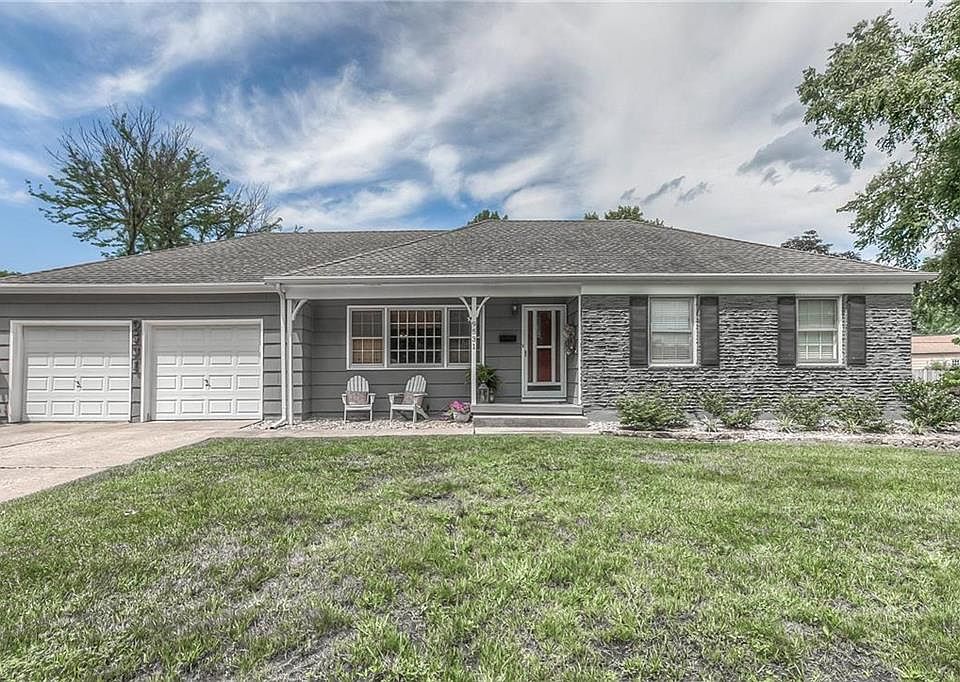 1st image of 9531 England Dr