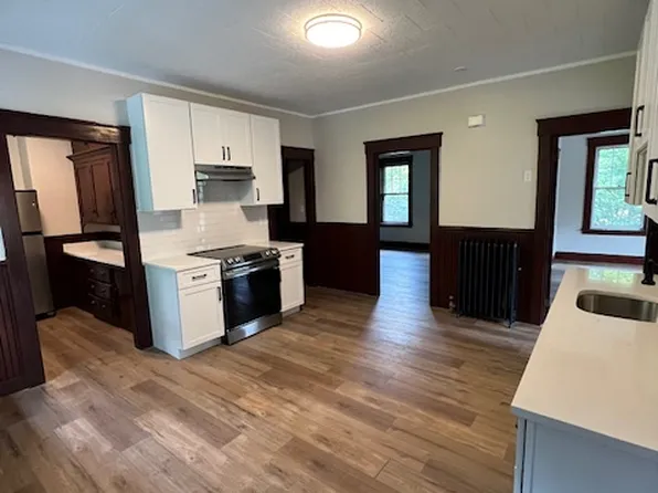 79 Dresser St #3, Southbridge, MA 01550