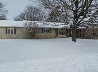 620 Jefferson St, Wapello, IA 52653