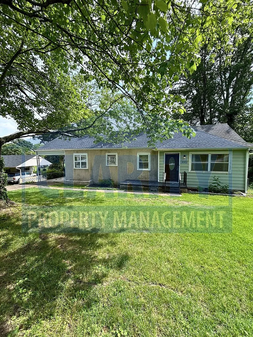 1/2 Off 1st Month's Rent — Photo 1